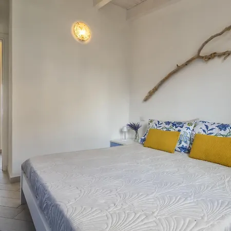 Attico Vista Isola By Interhome Appartement