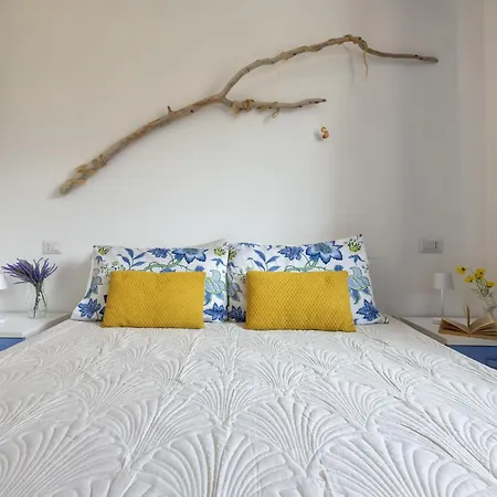 Attico Vista Isola By Interhome Appartement *