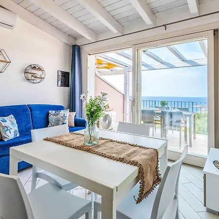 Apartament Attico Vista Isola By Interhome *