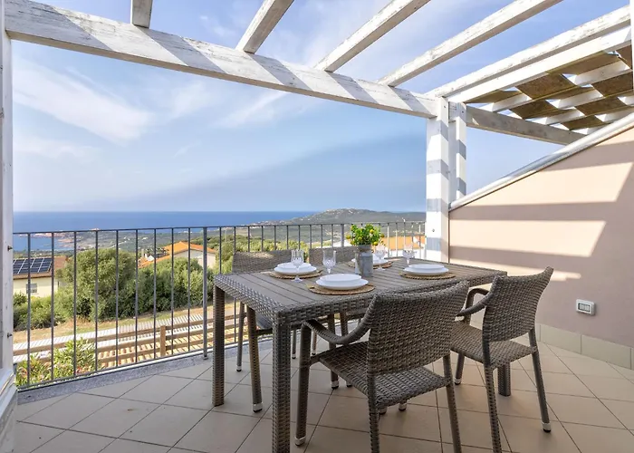 Attico Vista Isola By Interhome Apartman